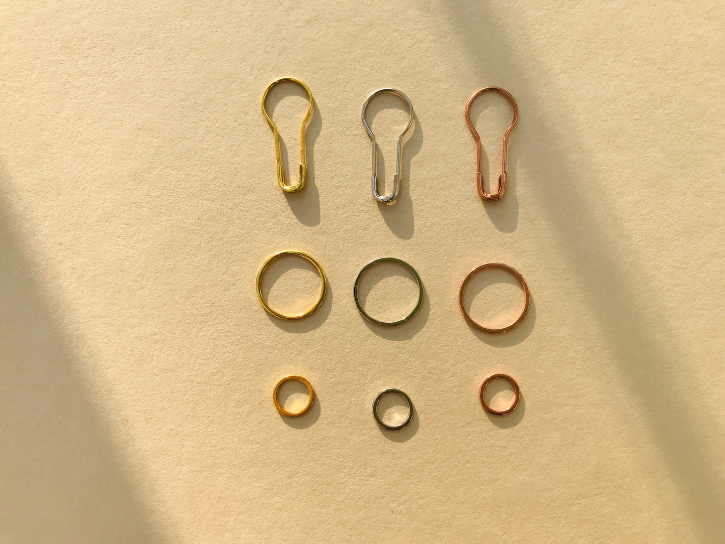 Special stainless steel stitch markers from COCOKNITS